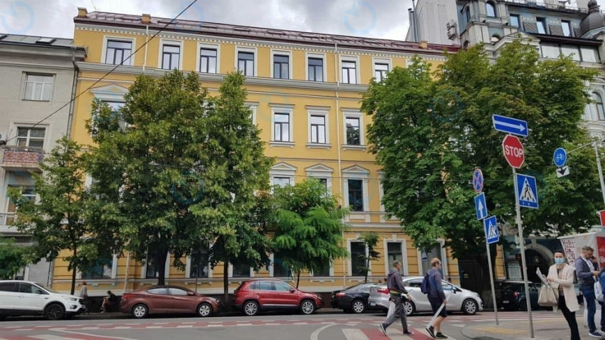 Ярославов Вал, 18