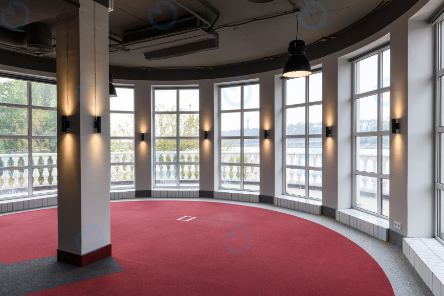 Венецианский - фото 17