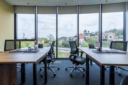 Regus of  IQ Business Center - фото 6