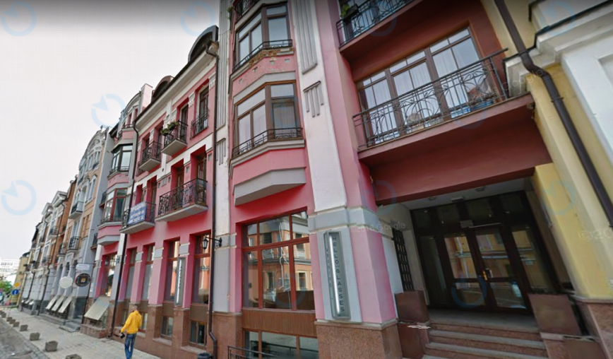 Воздвиженская, 9-19