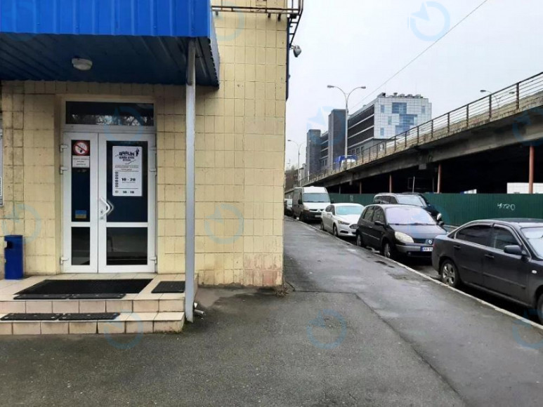 Новоконстантиновская, 11