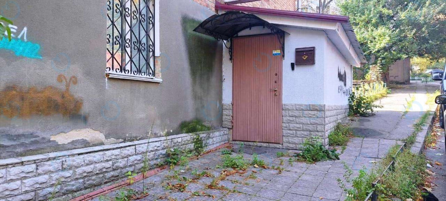 Тбилисский, 10