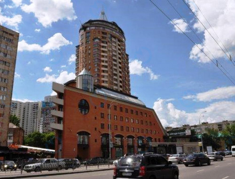 Леси Украинки, 30B