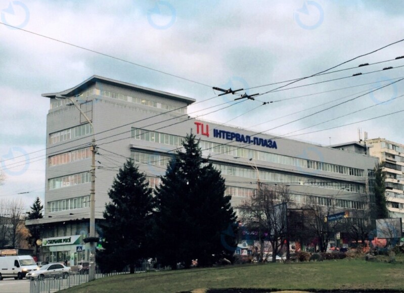 Інтервал Плаза