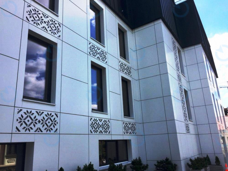 Редутная, 32