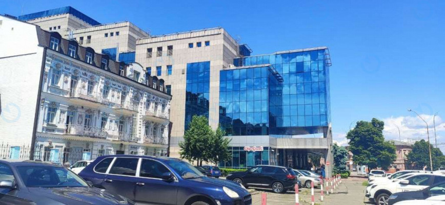 PODIL PLAZA (ПОДОЛ ПЛАЗА)