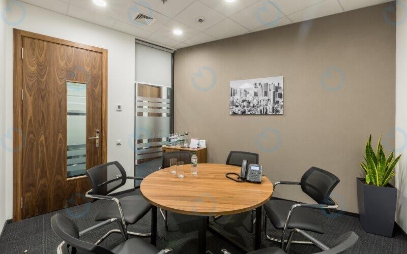 Regus of  IQ Business Center - фото 24