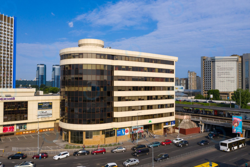 Левобережный