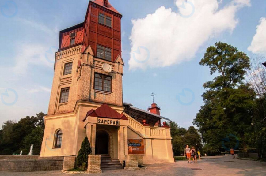 Грушевского, 1в