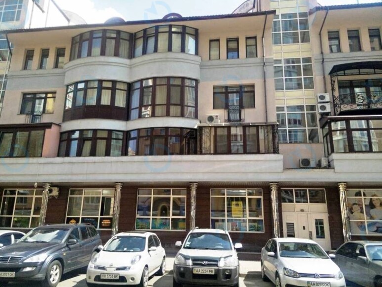 Оболонская набережная, 11