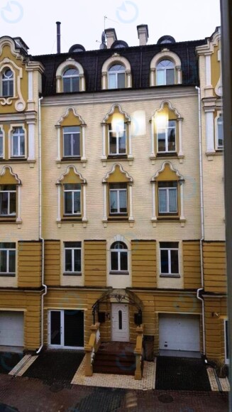 Кожум'яцька, 20