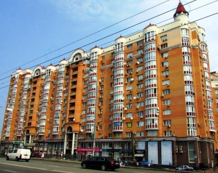 Героїв Сталінграда, 10А