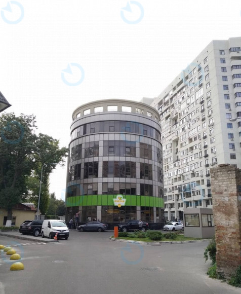 Коновальца, 44Б