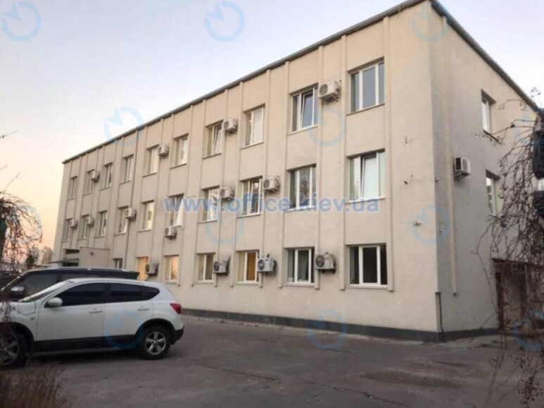 Степана Бандери пр-т, 28А