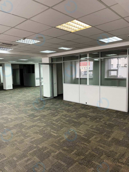 Оренда офісу 285 м.кв 1 поверх Форум Парк Плаза
