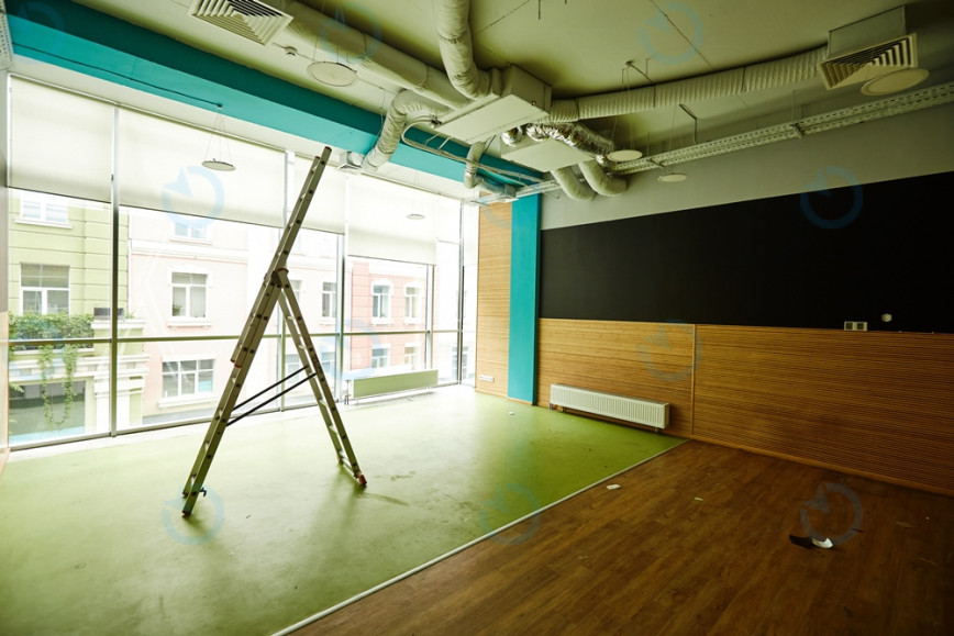 Оренда офісу 47 м.кв 2 поверх Європасаж