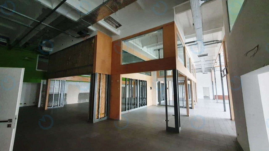 Аренда офиса 1030 м.кв 1 этаж Бандеры, 21 - фото 3