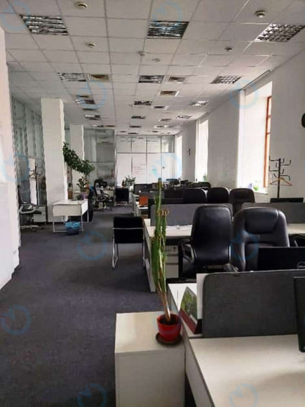 Оренда офісу 1120 м.кв 3 поверх Ренесанс