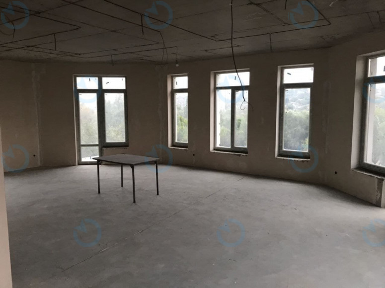 Оренда офісу 2560 м.кв 1-4 поверх Брожка, 100