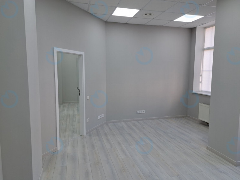 Аренда офиса 215 м.кв 4 этаж Ильинский