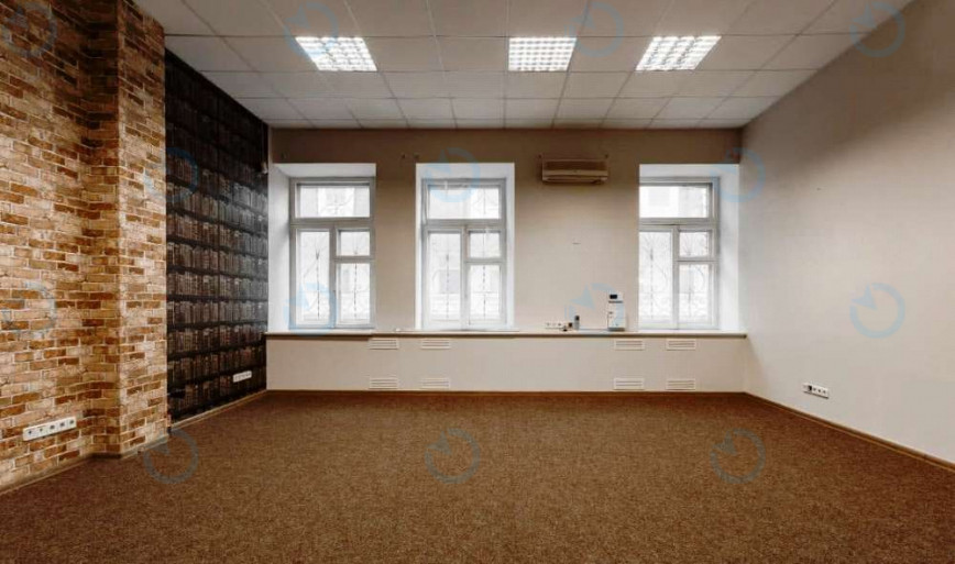 Аренда офиса 80 м.кв 1 этаж Пирогова 4/26