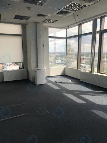 Оренда офісу 206 м.кв 15 поверх Леонардо (II черга)