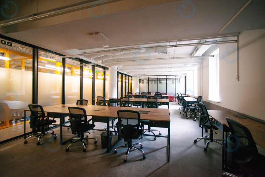 Оренда офісу 137 м.кв 4 поверх Боричів Тік, 35В