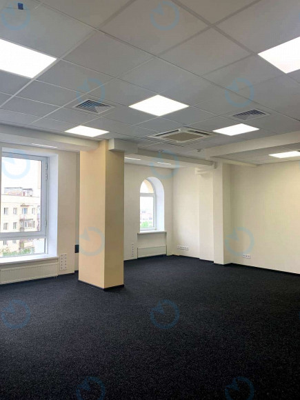 Оренда офісу 187 м.кв 7 поверх Січових Стрільців, 50