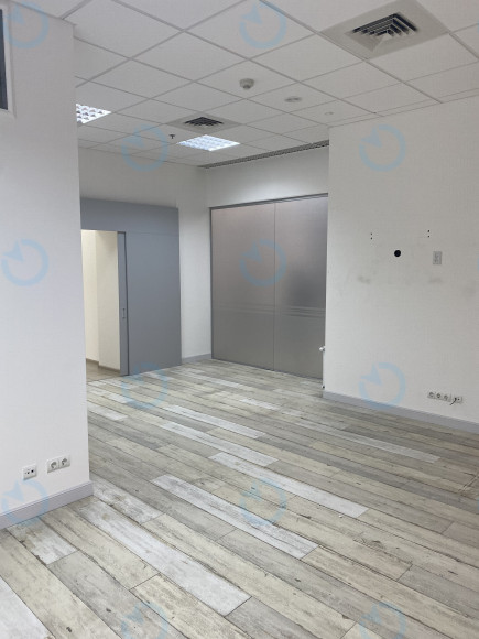 Аренда офиса 60 м.кв 1 этаж Леонардо (II очередь)