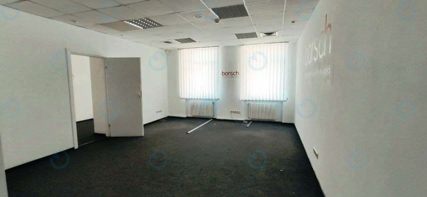 Оренда офісу 38 м.кв 3 поверх Володимирська, 77-А