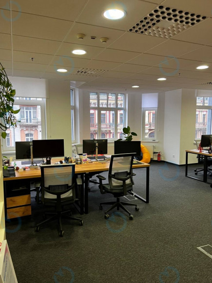 Аренда офиса 375 м.кв 4 этаж Владимирская 38
