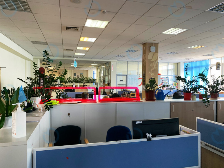 Аренда офиса 2000 м.кв 0,1,2,3 этаж Верхний Вал, 72