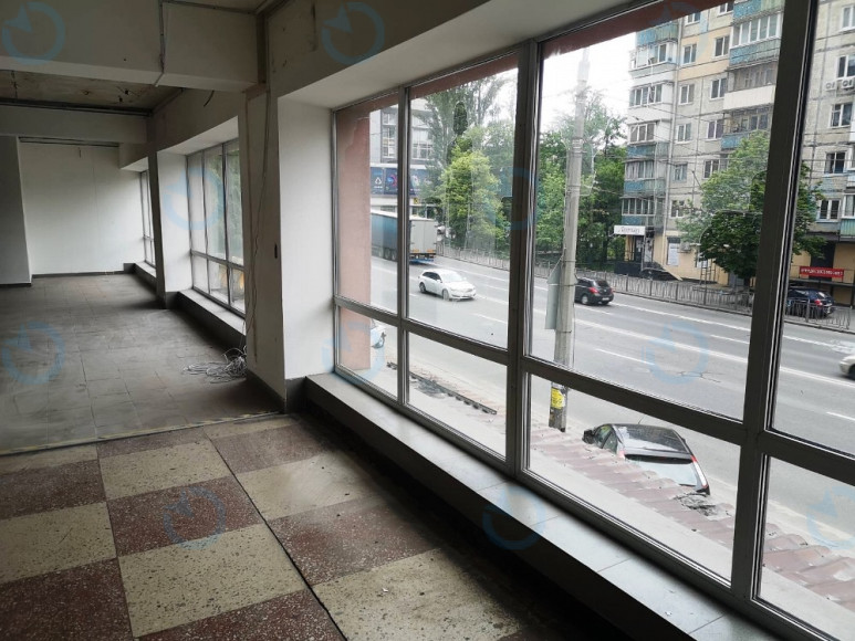 Аренда офиса 307 м.кв 2 этаж Вадима Гетьмана, 10