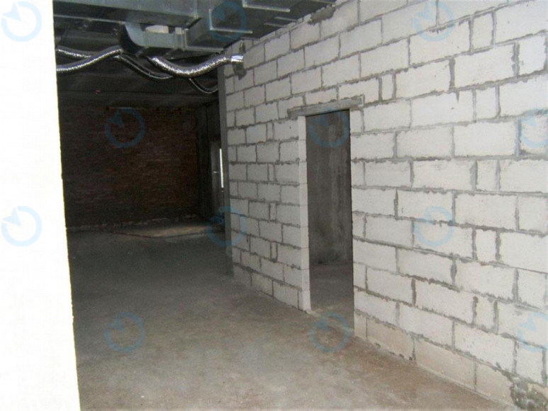 Продажа офиса 951 м.кв 1 этаж Срибнокильская, 3-б - фото 8