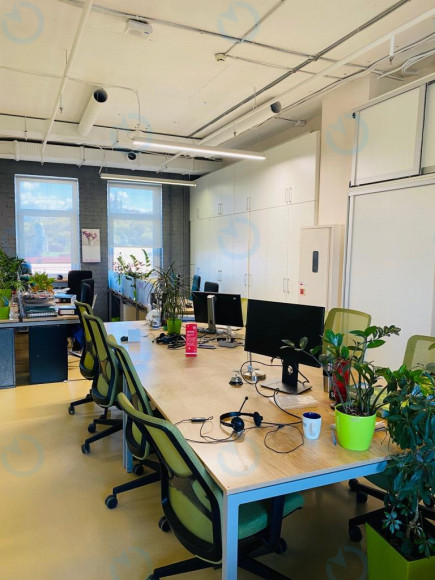 Оренда офісу 202 м.кв 5 поверх Булгаков