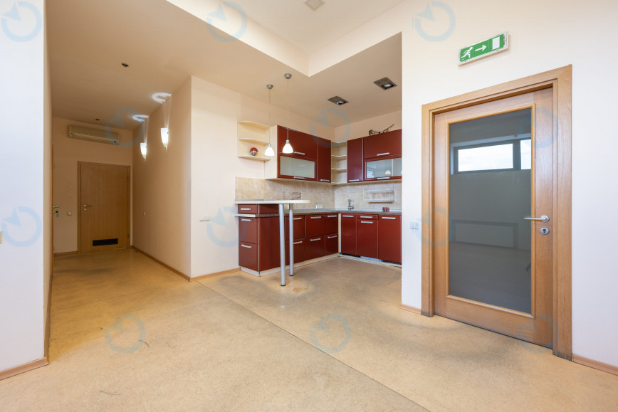 Аренда офиса 720 м.кв 2 этаж Бандеры 26 - фото 8