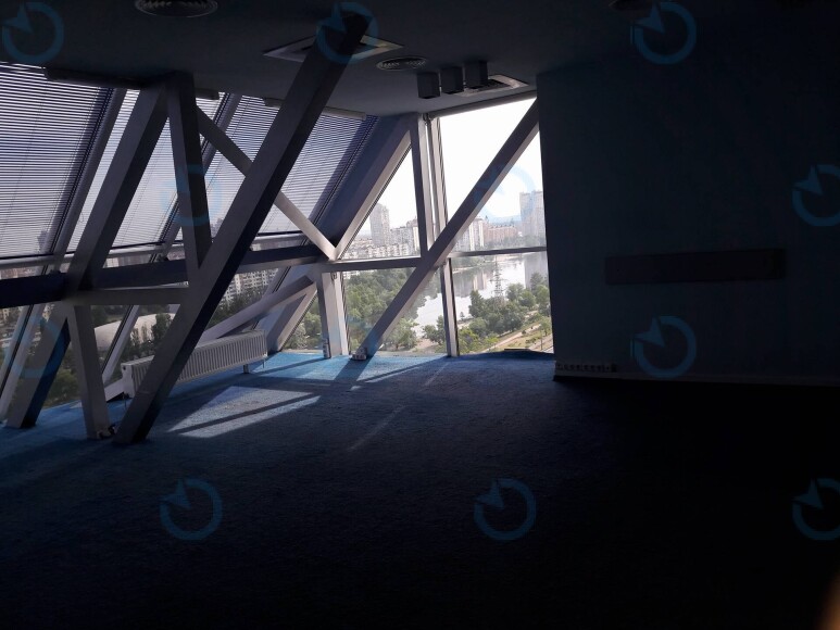 Оренда офісу 303 м.кв 14 поверх М-Міст - фото 10