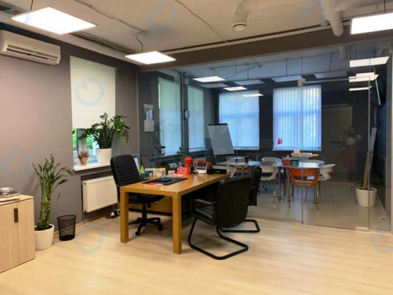 Оренда офісу 56 м.кв 3 поверх V45