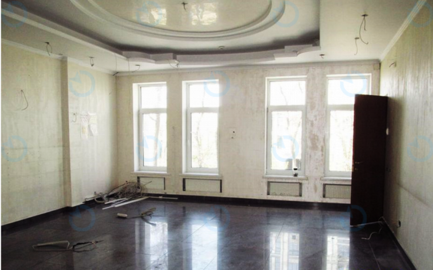 Оренда офісу 655 м.кв 2 поверх Верхній Вал, 66А