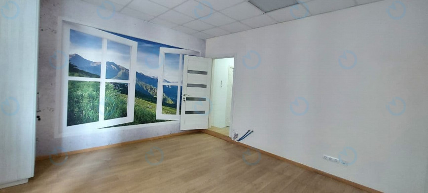 Оренда офісу 178 м.кв 5 поверх Перемоги, 5а