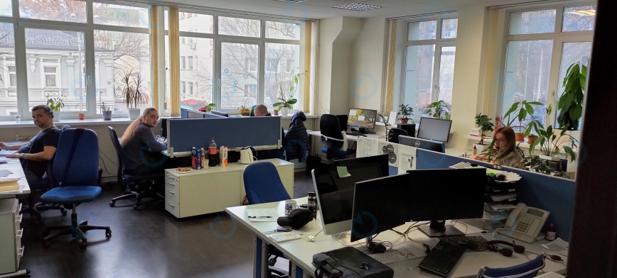 Аренда офиса 250 м.кв 2 этаж Реноме