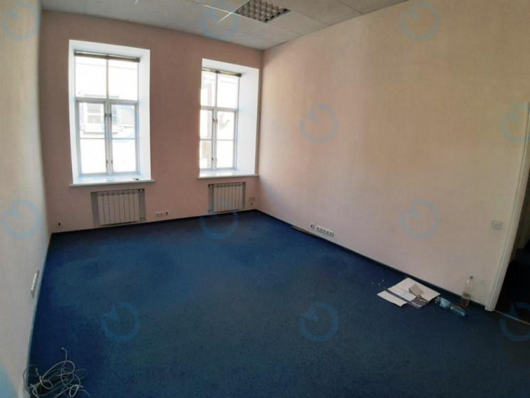 Оренда офісу 90 м.кв 4 поверх Франка 34/33