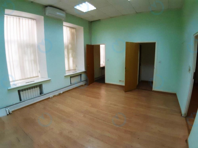 Оренда офісу 91 м.кв 2 поверх Франка 34/33