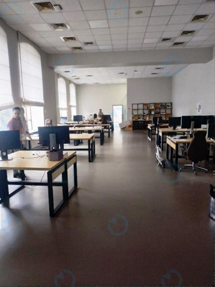 Оренда офісу 550 м.кв 2 поверх Ренесанс
