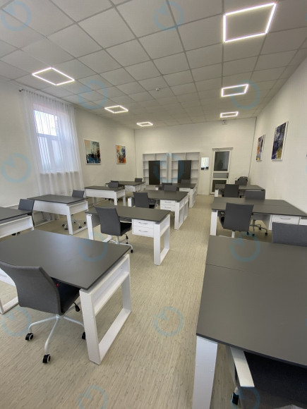 Оренда офісу 50 м.кв 2 поверх SMART OFFICE IT (Гетьмана, 2)