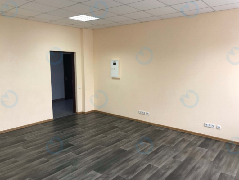 Аренда офиса 15 м.кв 2 этаж Five