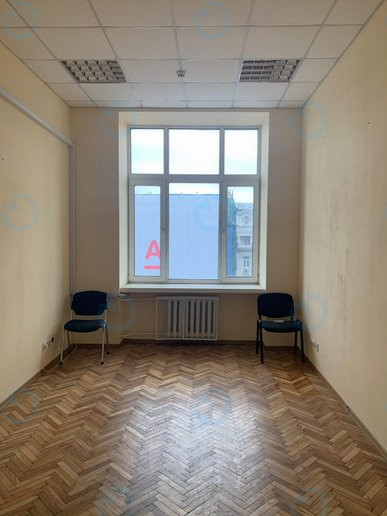 Оренда офісу 18 м.кв 6 поверх Хрещатик, 7/11