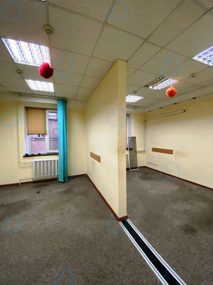 Аренда офиса 160 м.кв 2 этаж Межигорский