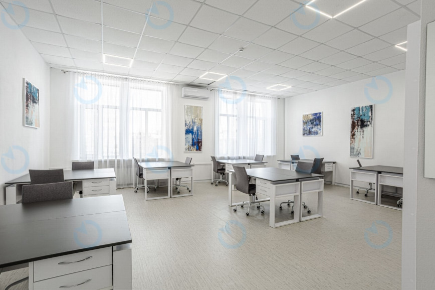 Аренда офиса 55 м.кв 2 этаж SMART OFFICE IT (Гетьмана, 2)