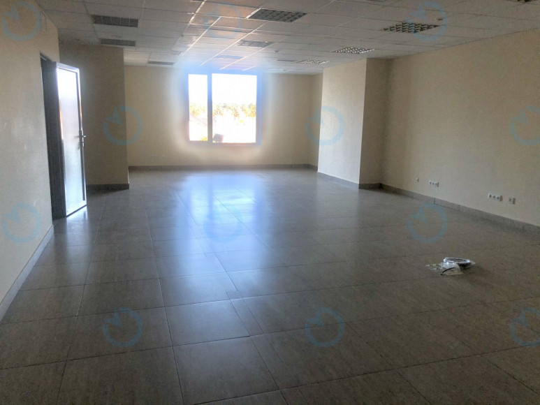 Оренда офісу 242 м.кв 3 поверх Кристал - фото 4